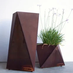 97 Corten Steel Vase Holder