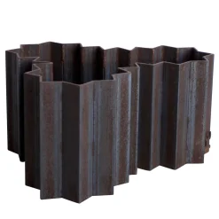 37 Iron Vase Holder