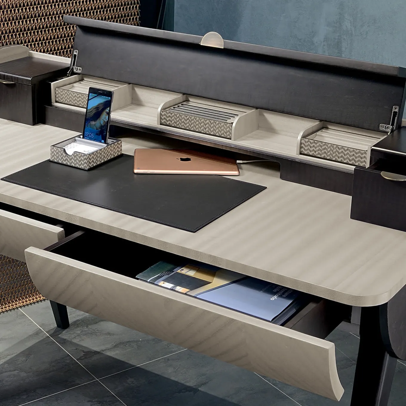 2019 Writing Desk