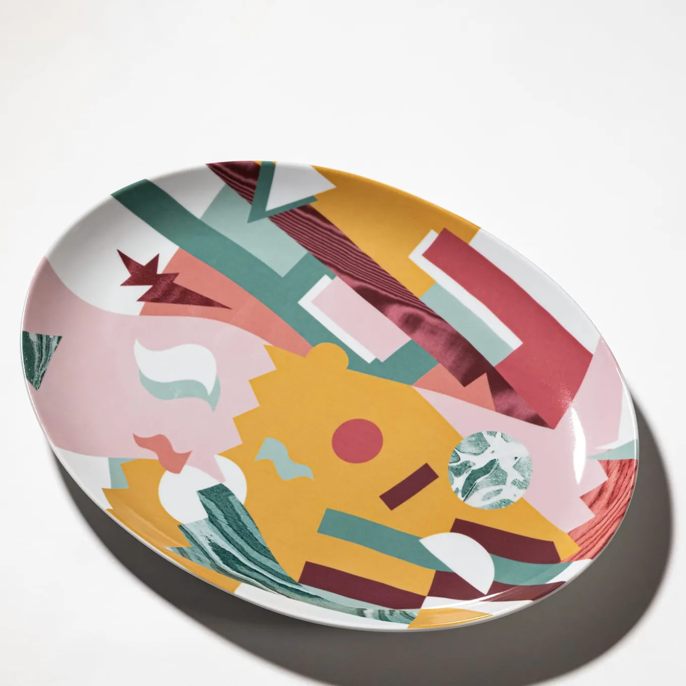 Alchimie Oval Porcelain Plate with Abstract Decor