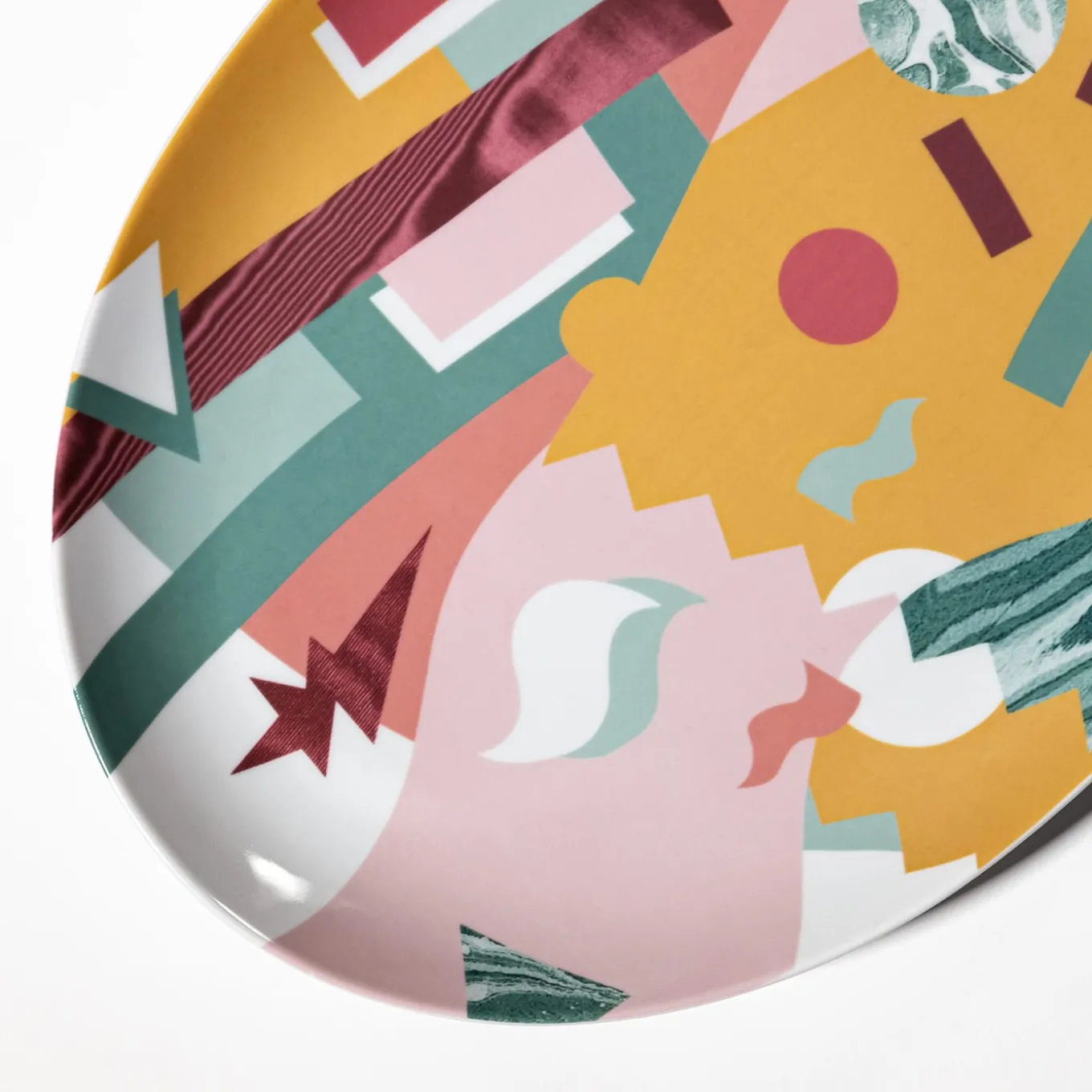 Alchimie Oval Porcelain Plate with Abstract Decor