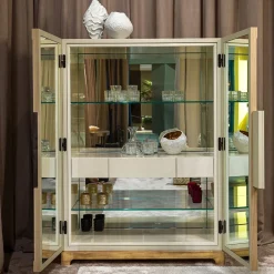 Alexander Bar Cabinet with Decorative Handle