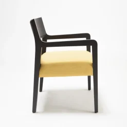 Amarcord Lounge Chair by Umberto Bertoni