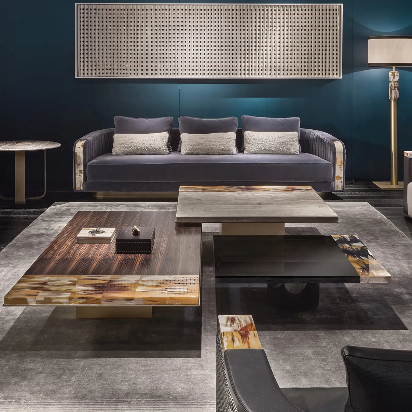 Andria Glossy Black Wood With Horn Details Coffe Table