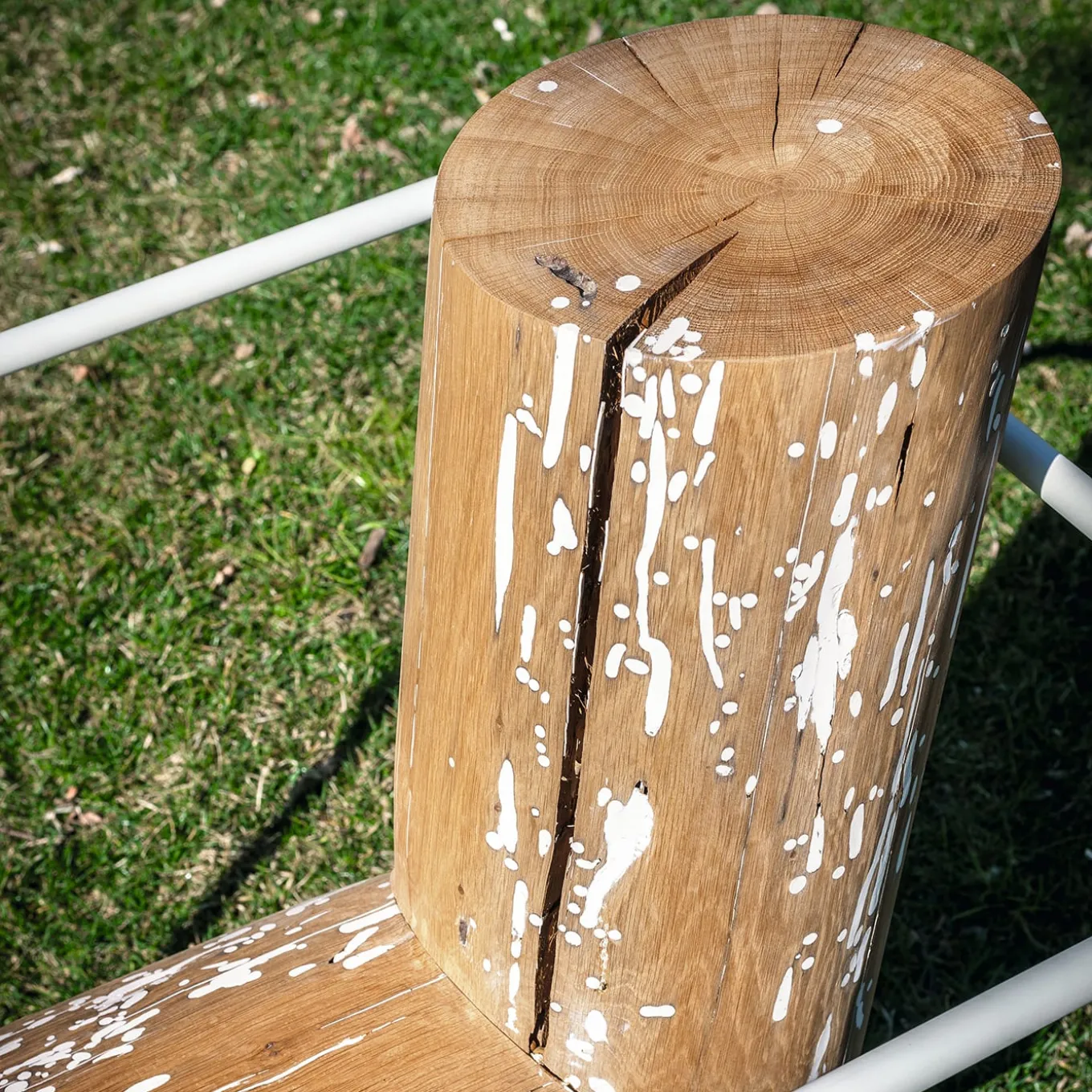 Anti-Comfort Lei White Armchair by Andrea Branzi