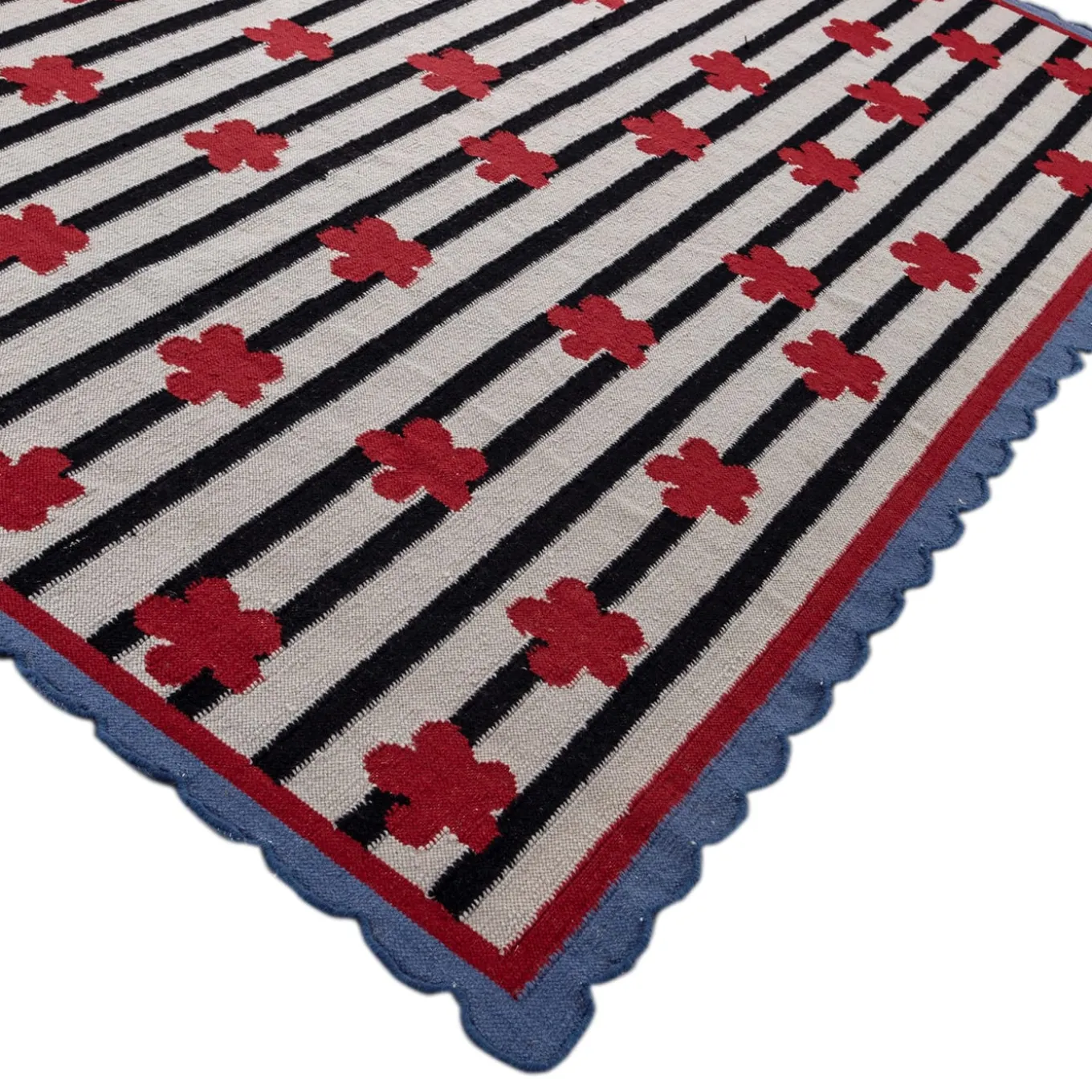 Aprezo Light Silver Ebony Dhurrie Rug