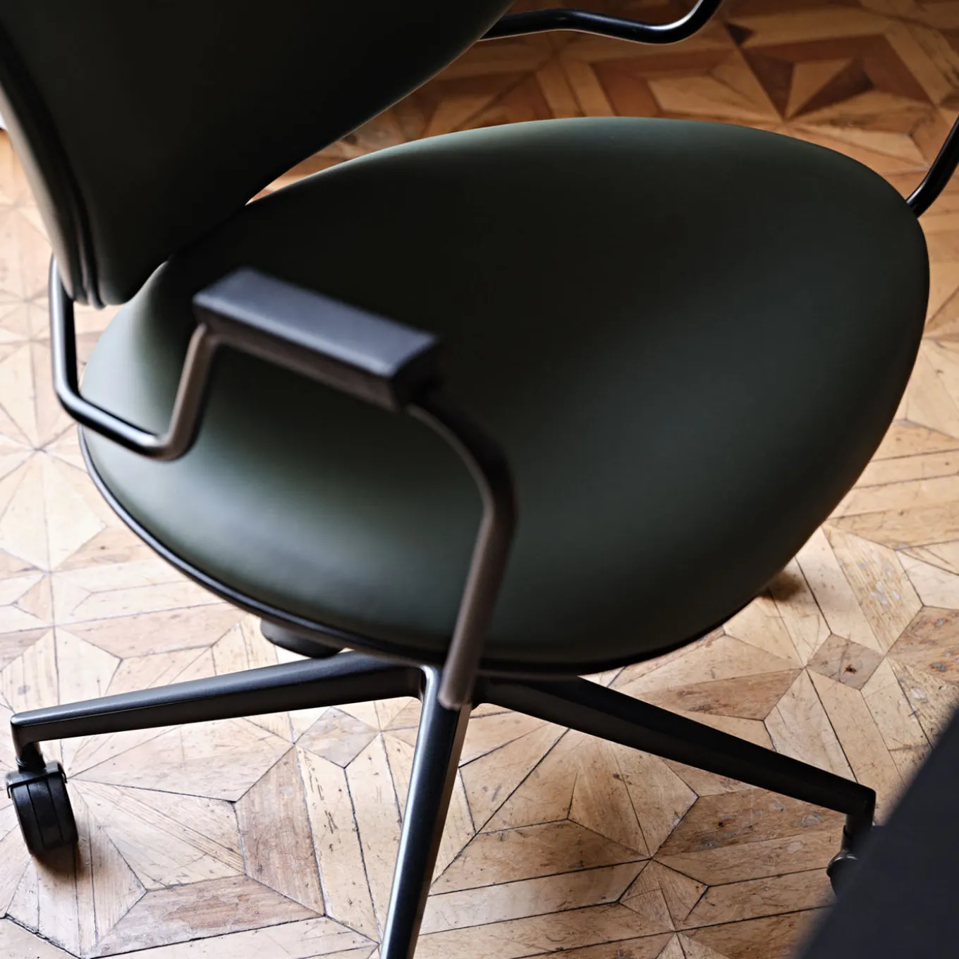 Asia Green Swivel Chair