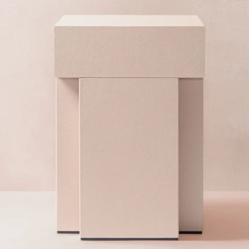 Assoluto Stool