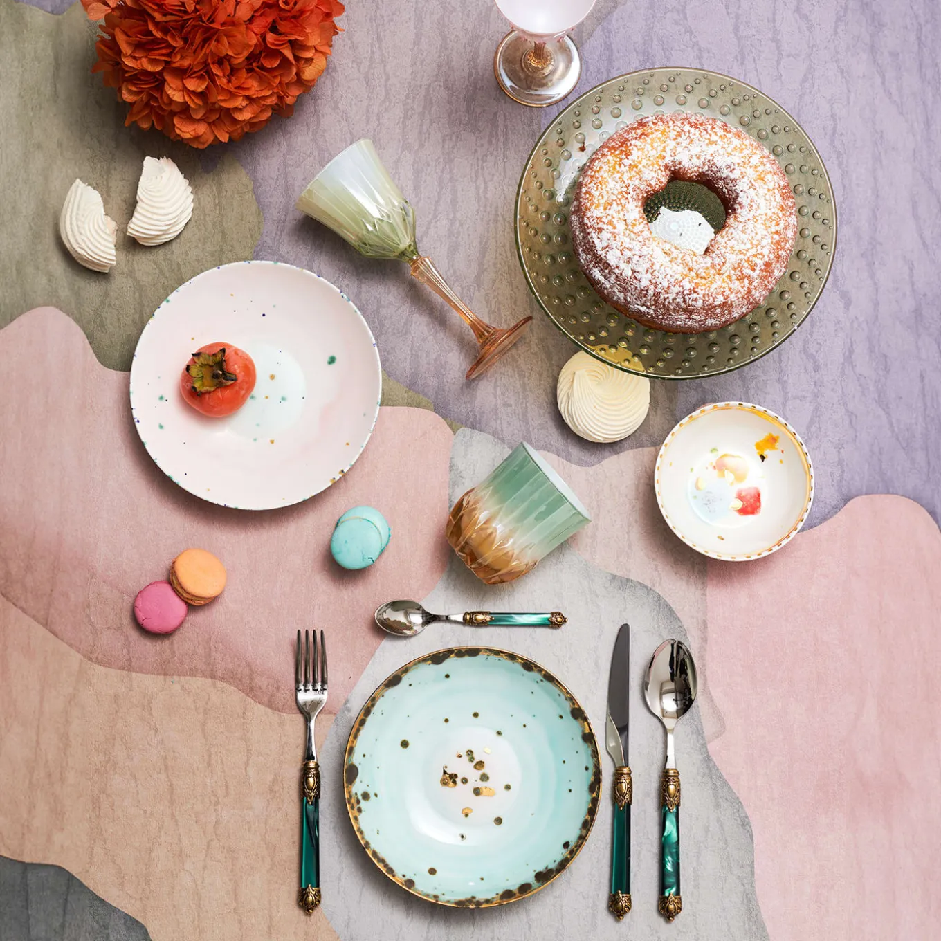 Astra Green & Gold Leaf Pedestal Cake stand