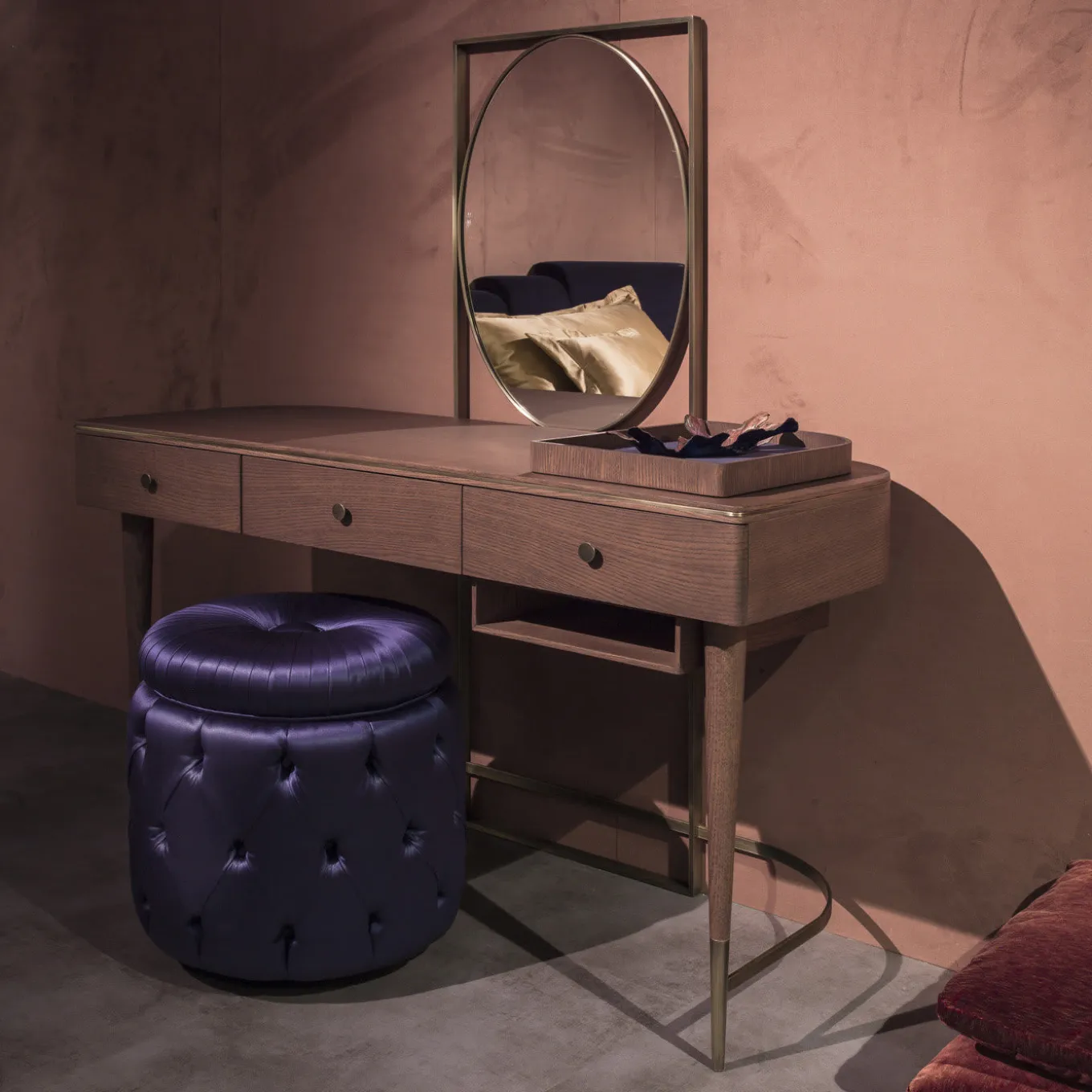 Atelier Ed/20 301 Vanity Table By Studio Mamo