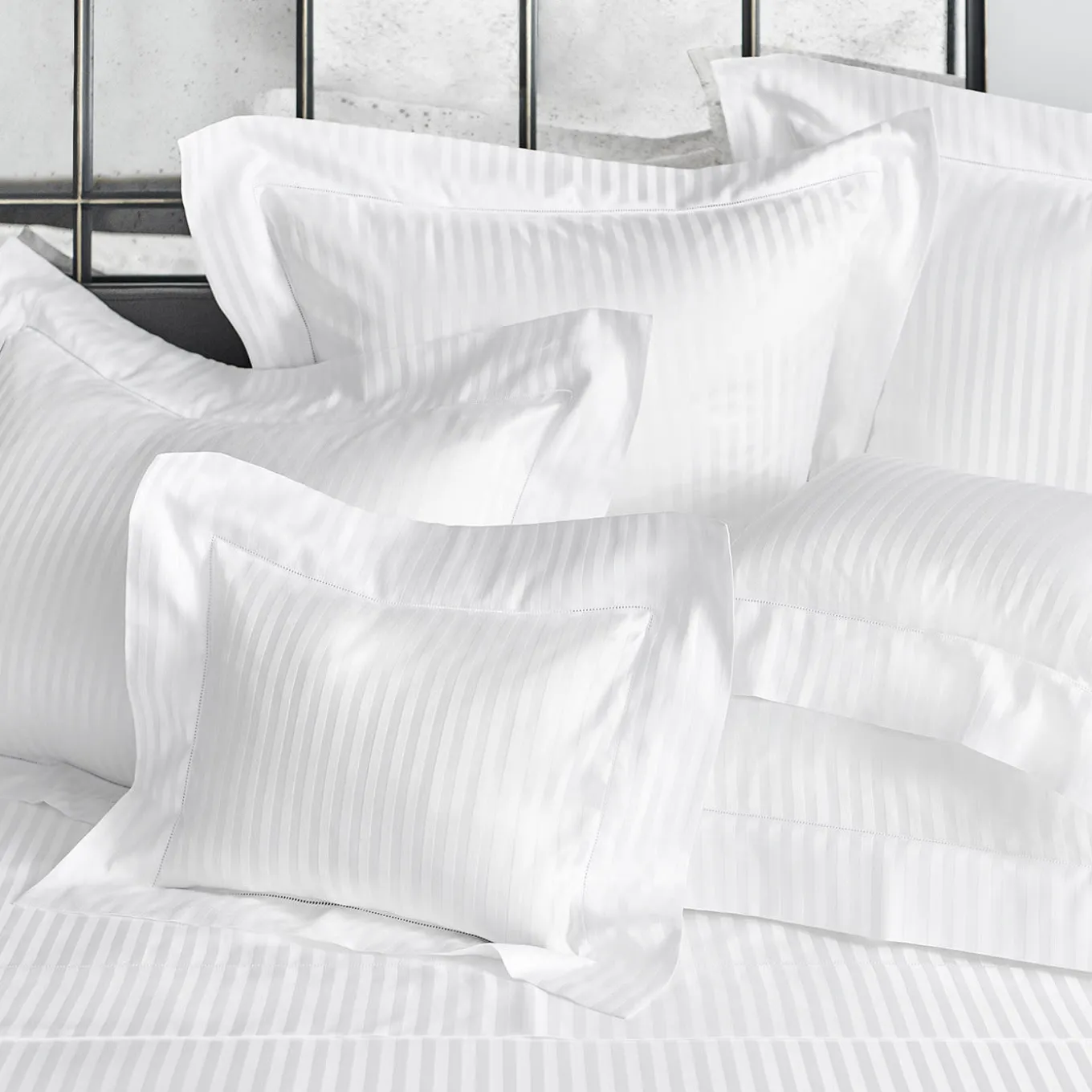Athos Jacquard White US King Sheet Set