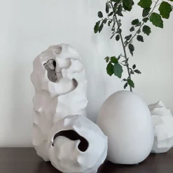 Attimo White Patinated Terracotta Sculpture