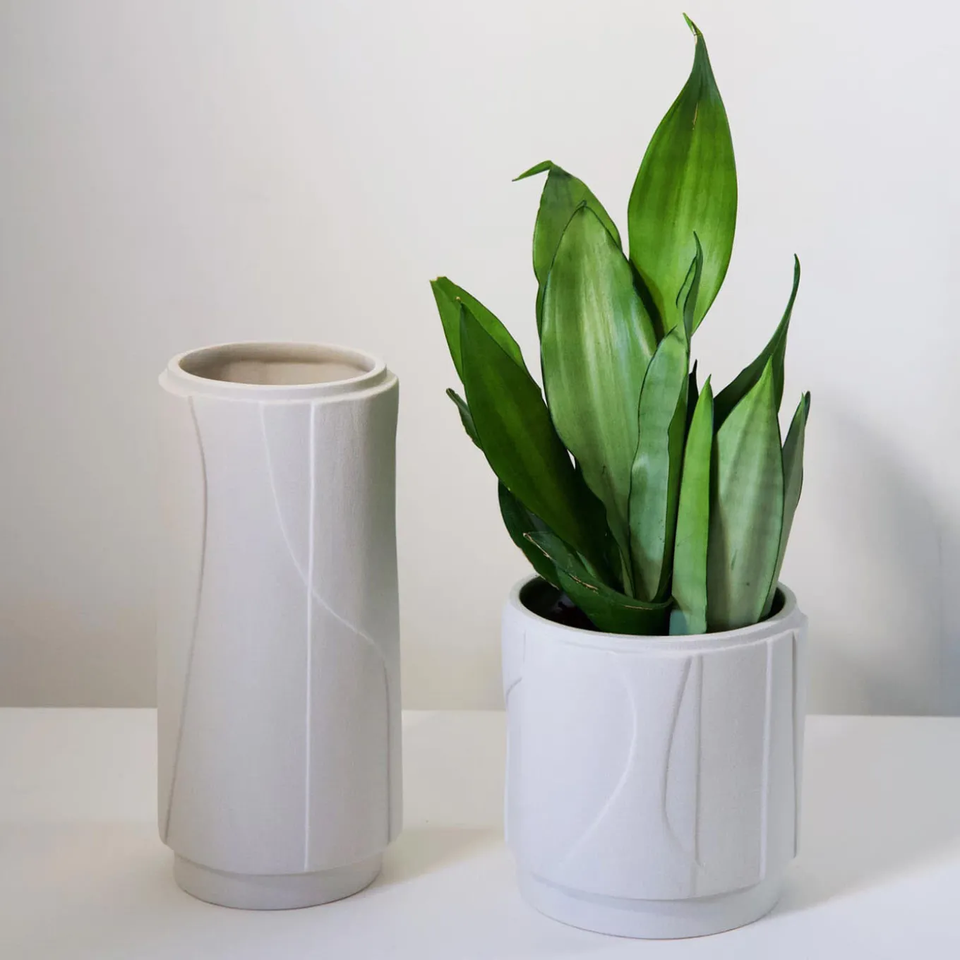 Aura Small Vase