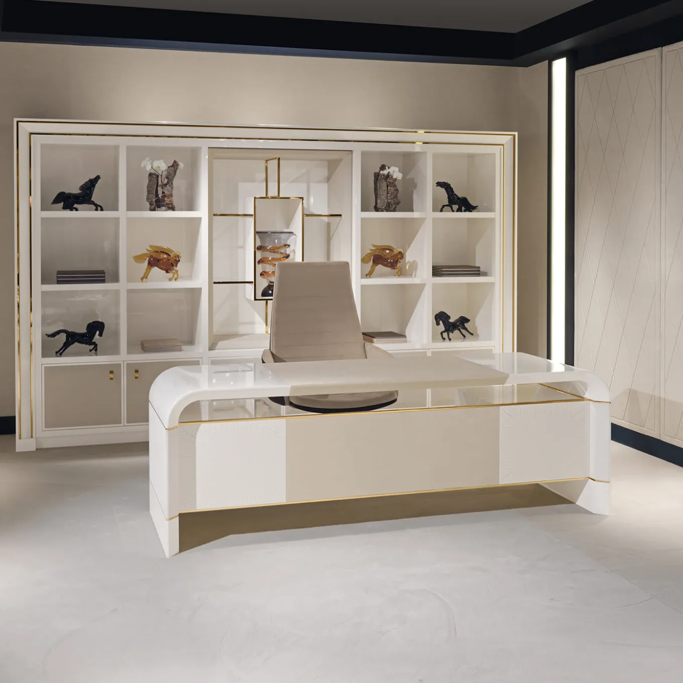 Azimut Desk