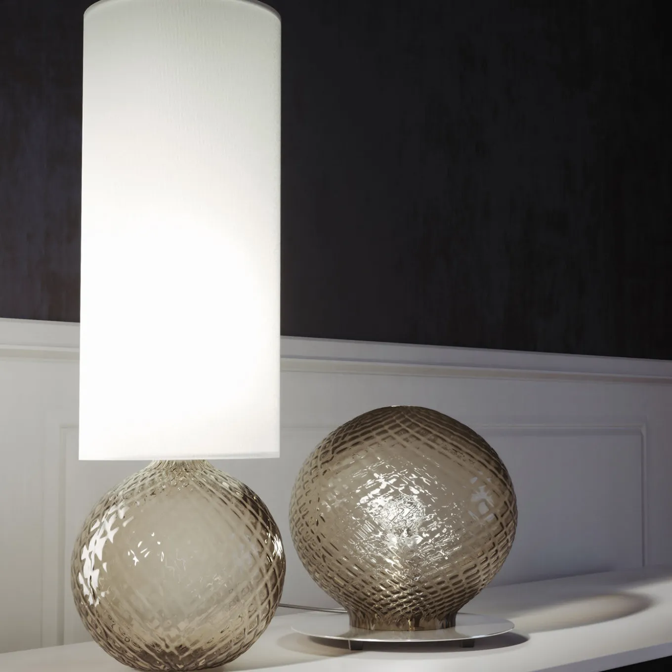 Balloton Smoky Table Lamp