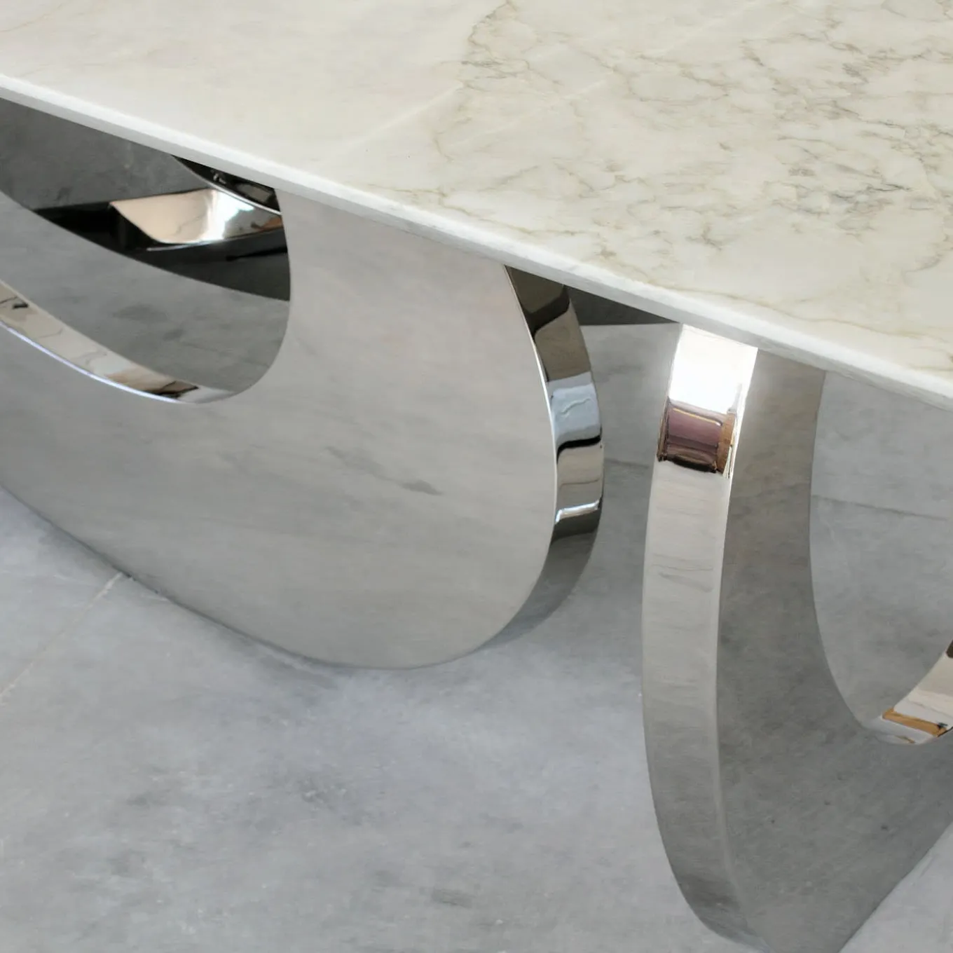 Bangles Stone Dining Table