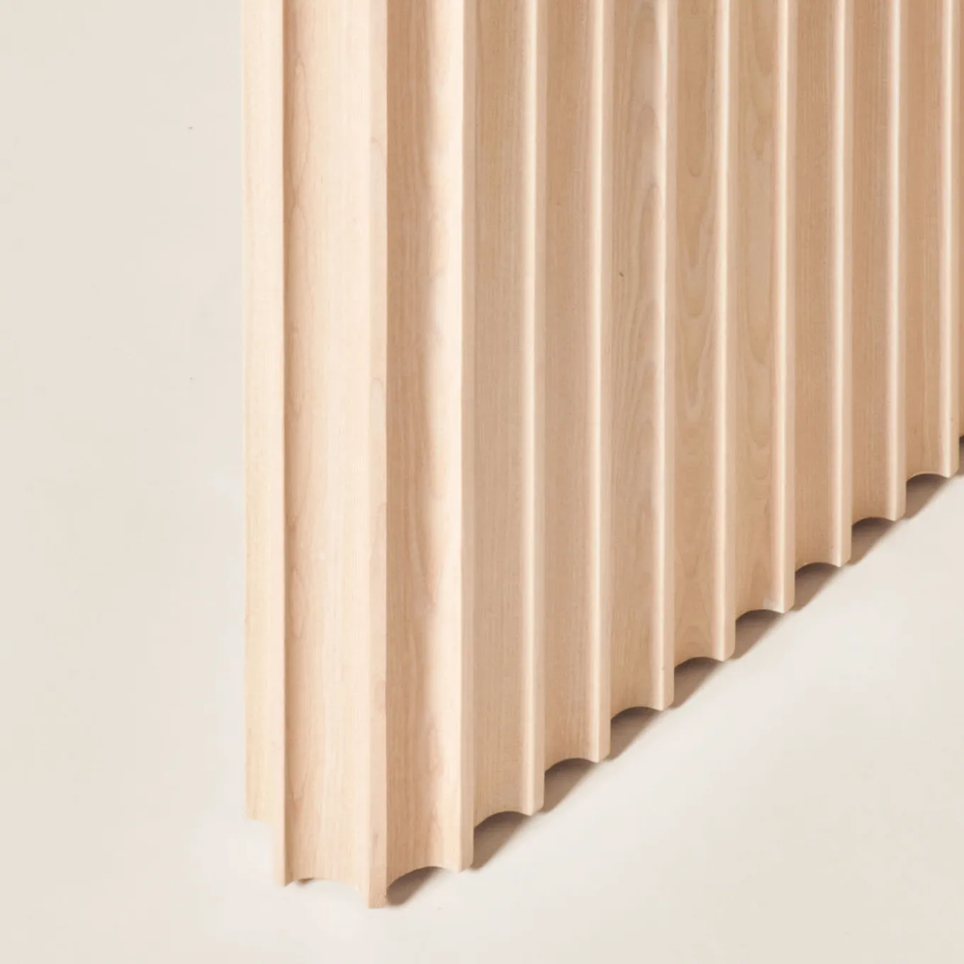 Basalto Natural Ash Table