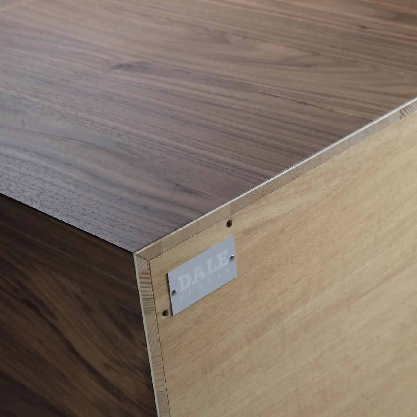 Base Dresser