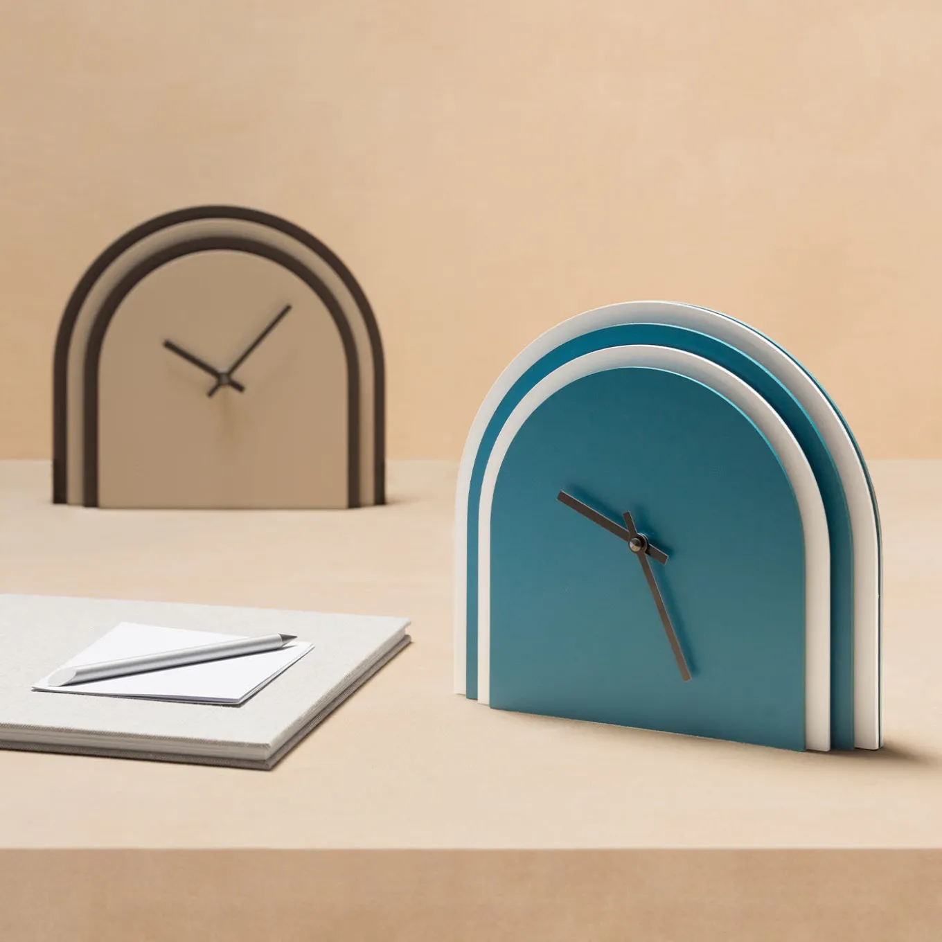 Beige Central Desk Clock