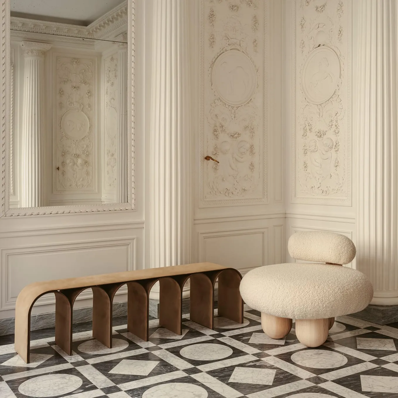 Bling Bling White Lounge Chair