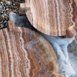 Block Stand Onyx Low Centerpiece