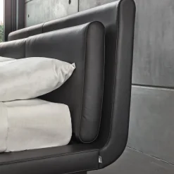 Bolton Bed