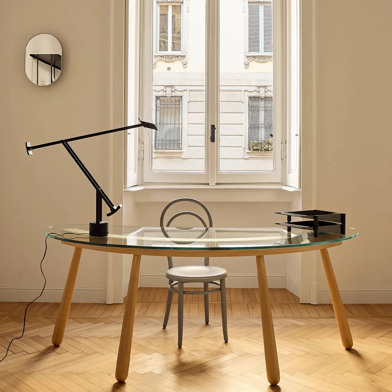 Boomerang Curved Transparent Glass Desk by Enzo Mari