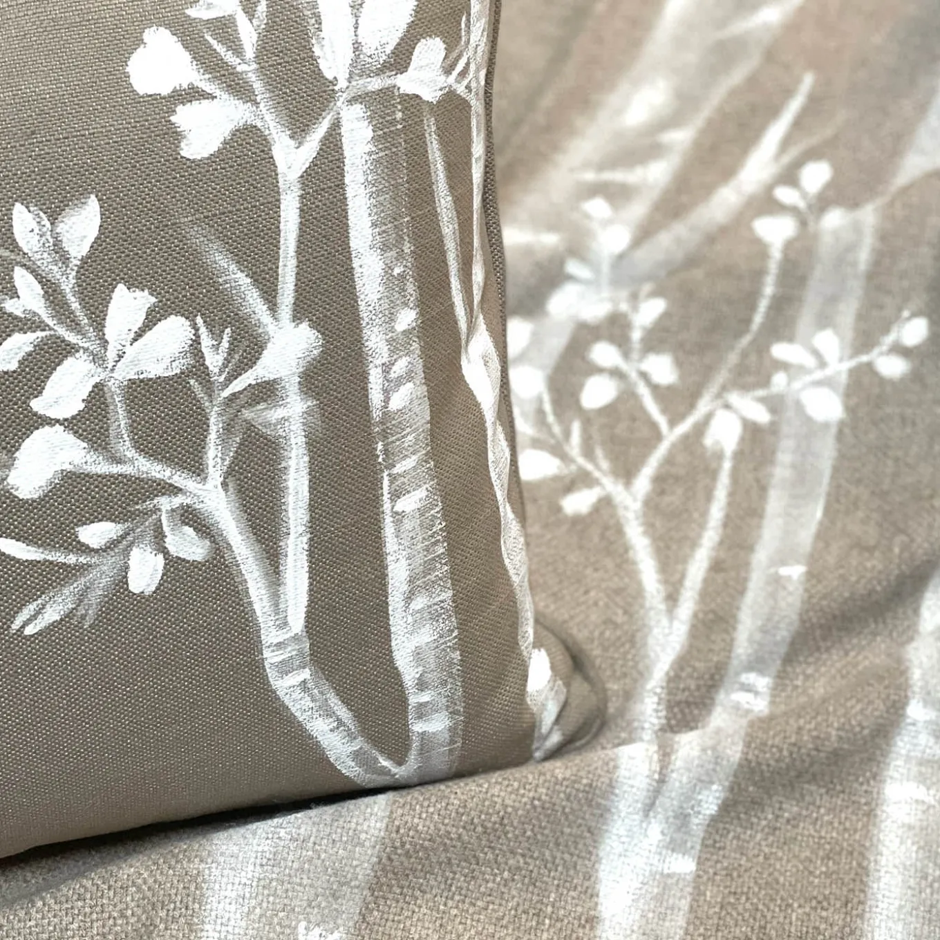 Bosco Fringed Brown Handpainted Blanket