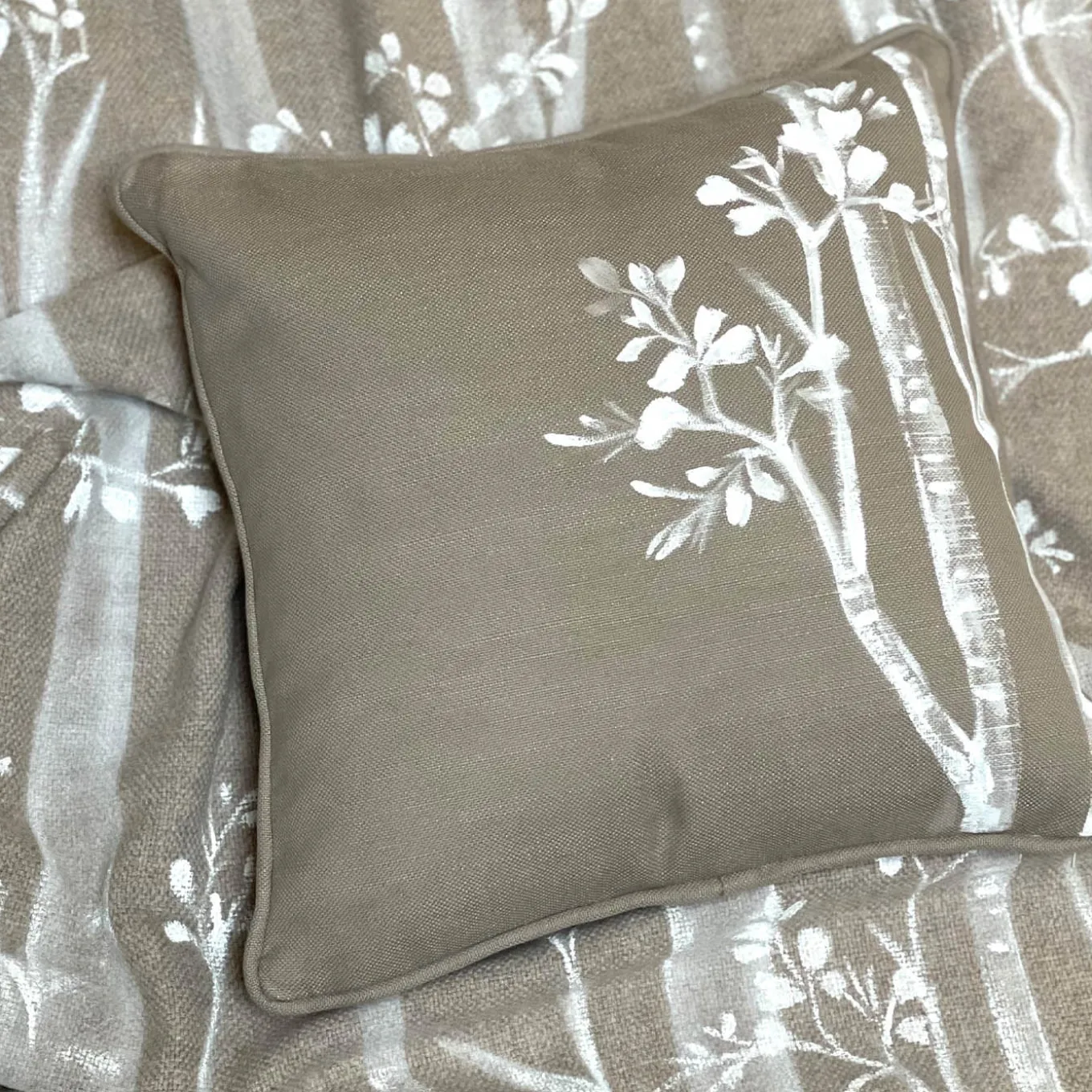 Bosco Fringed Brown Handpainted Blanket