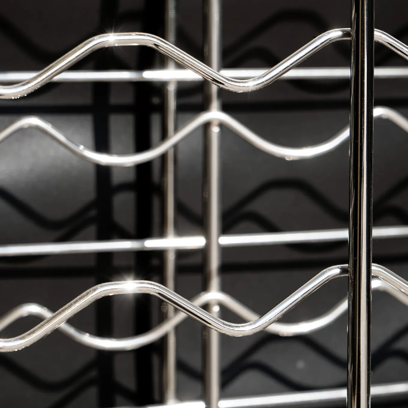 Bottillaria Chrome Metal 48-Bottle Wine Rack