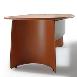 Butterfly desk