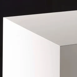 Cadeau Pedestal