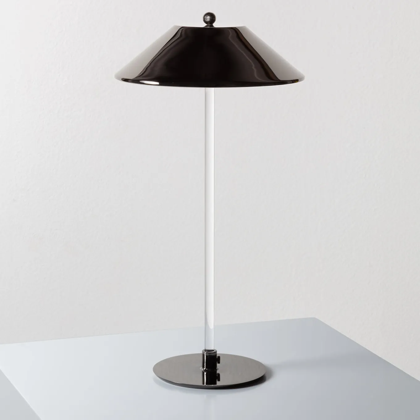 Candilee Polished Black Table Lamp by Isacco Brioschi