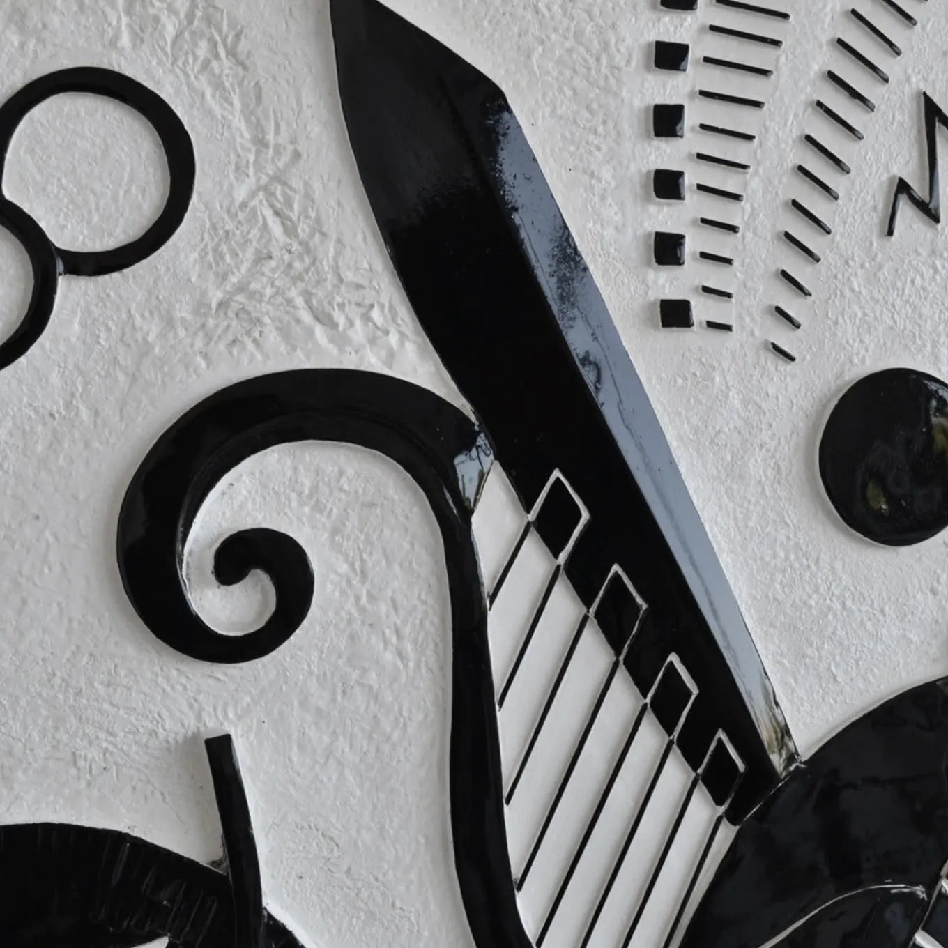 Capricci Musicanti 2 Selenite Decorative Wall Panel