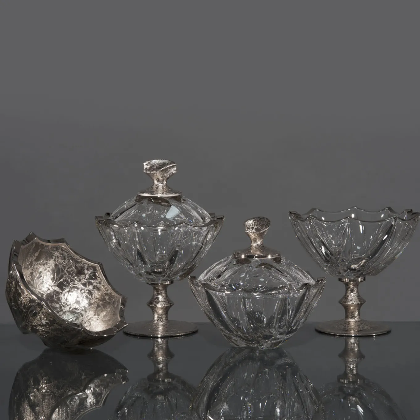 Capriccio Platinum & Crystal Bowl with Lid