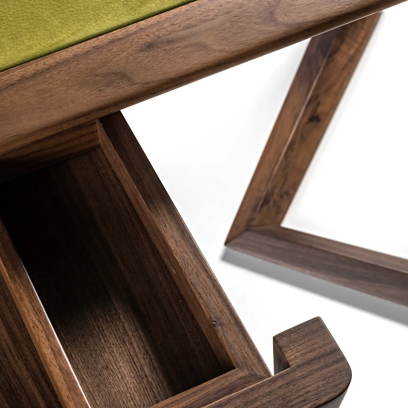 Cartesio Desk by Ivano Colombo
