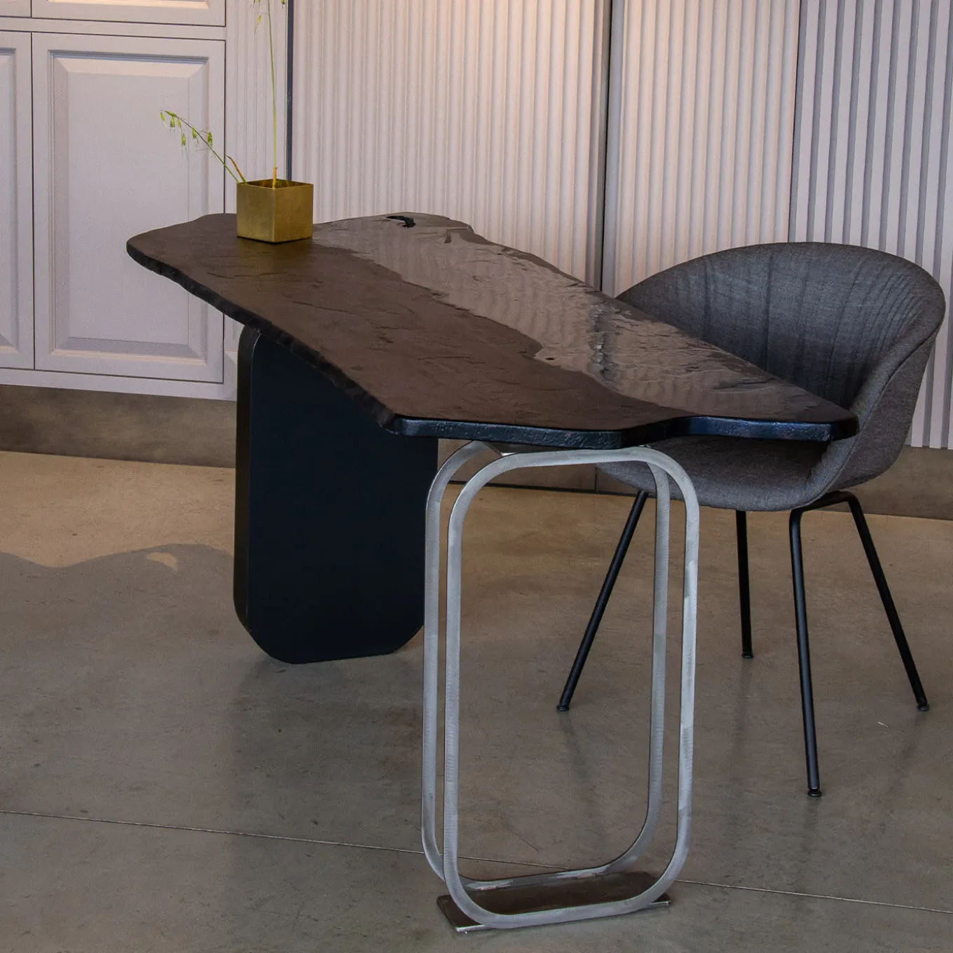 Catrame Desk
