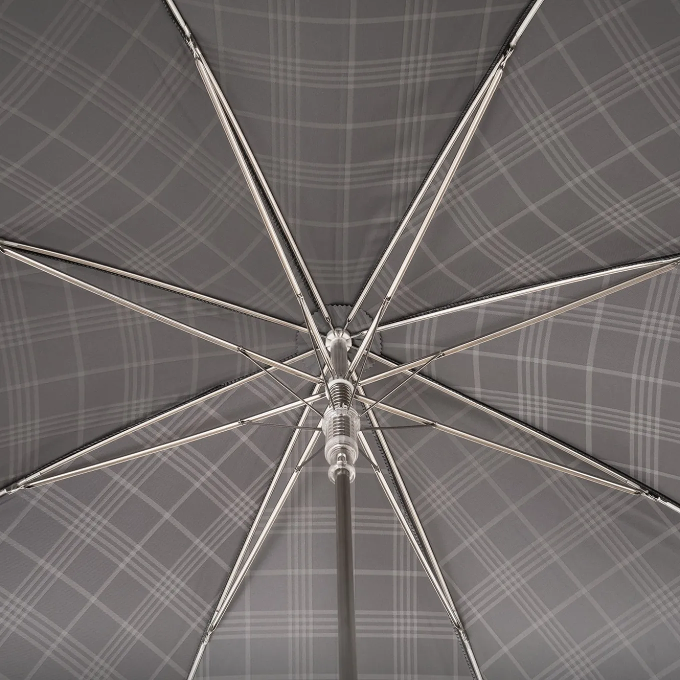 Check Bulldog With Aluminium Handle Umbrella