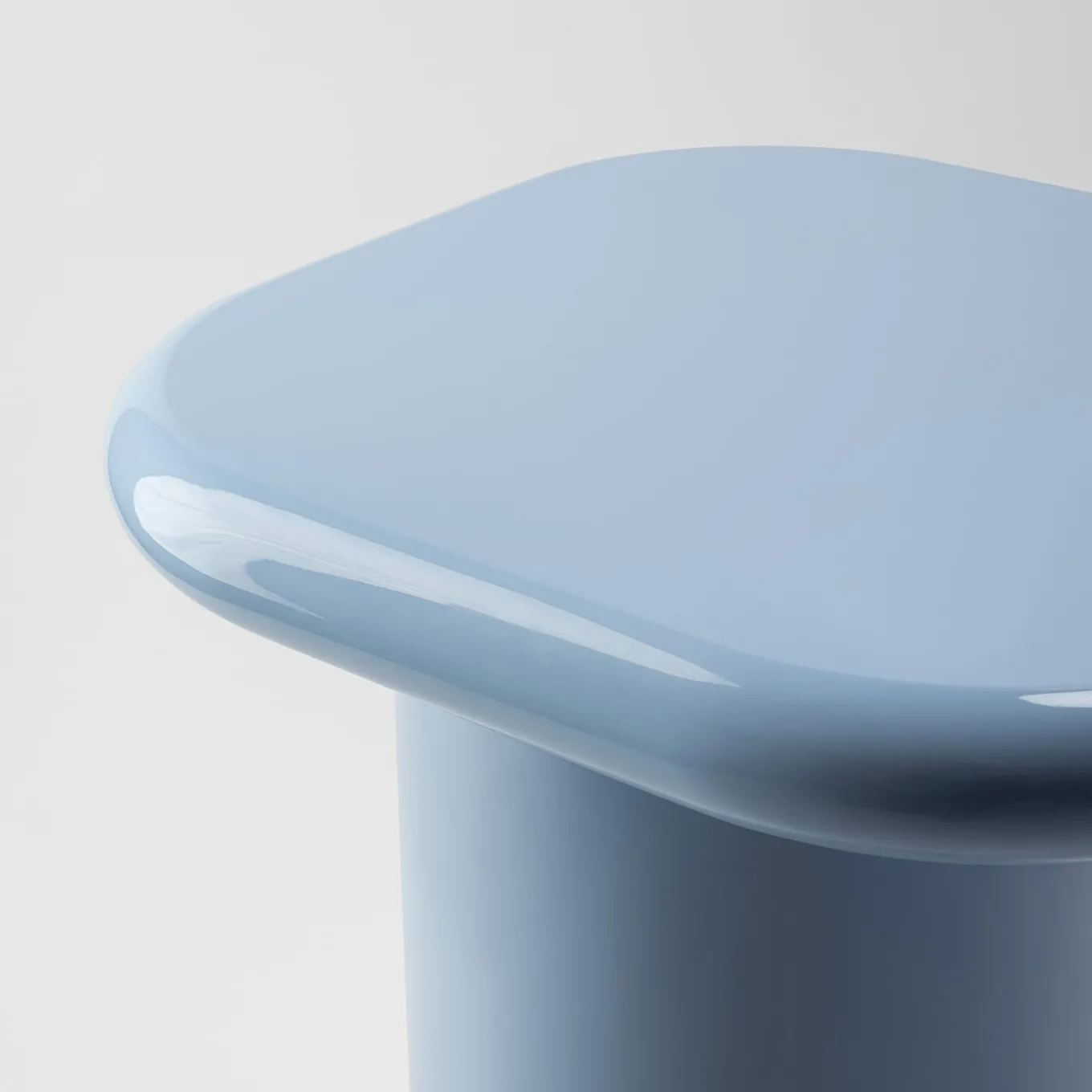 Chiodino Light Blue Side Table