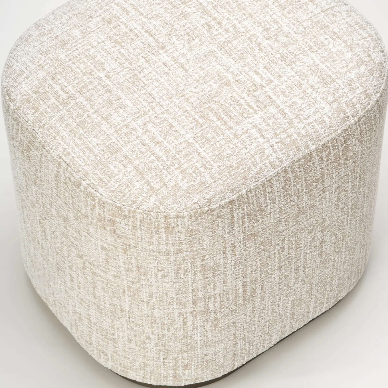 CIRO EROSION POUF BY CIARMOLI QUEDA STUDIO