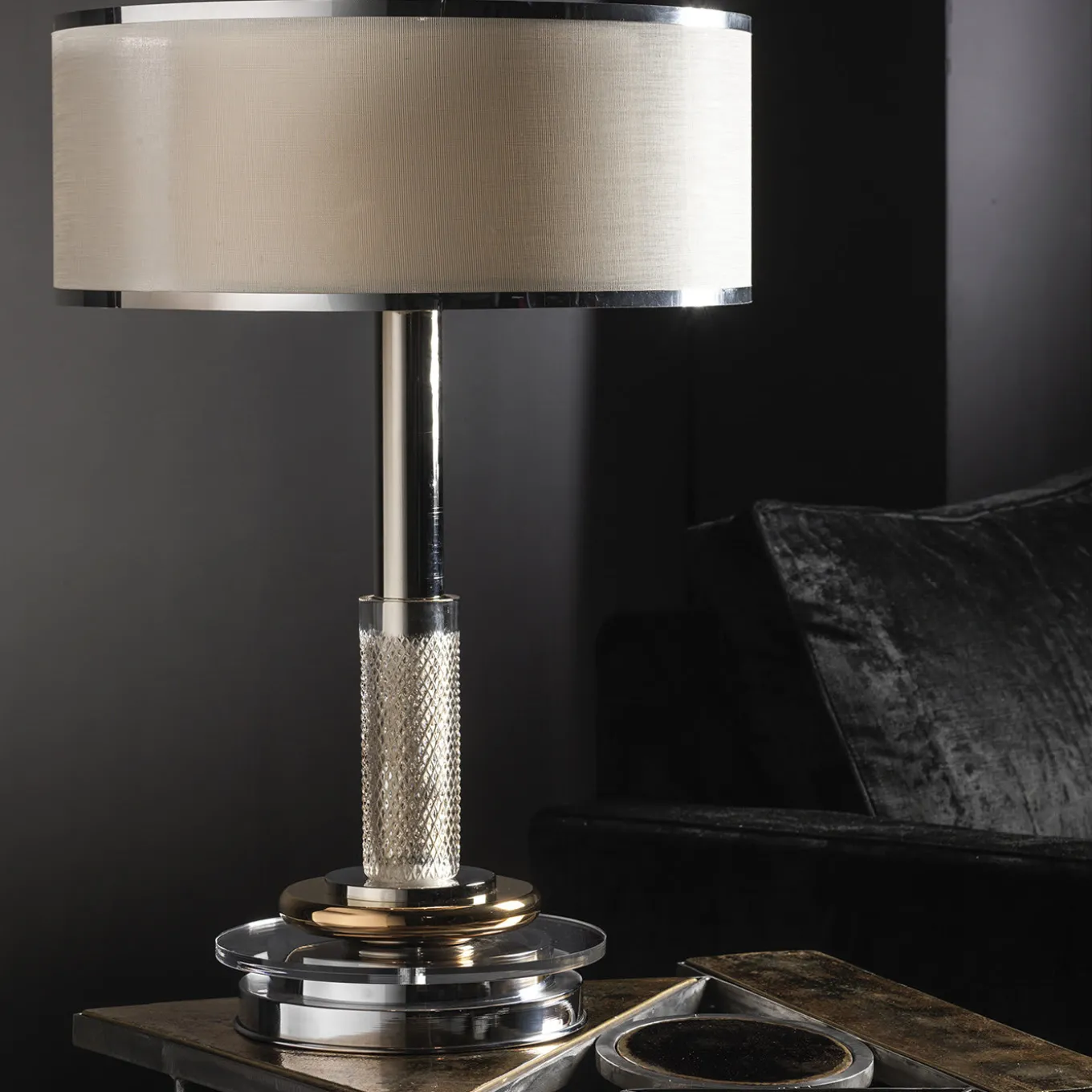 CL2100 Brass Table Lamp