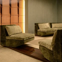 Colloquio Swivel Green Velvet 2-Seater Sofa by Storagemilano