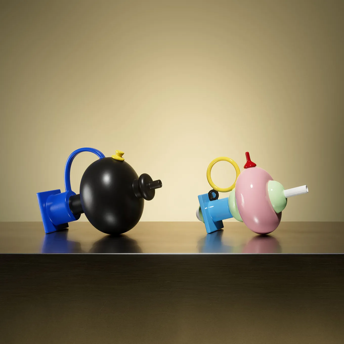 Colorado Teapot by Marco Zanin - Memphis Milano