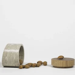 Contenuto Incline Jar