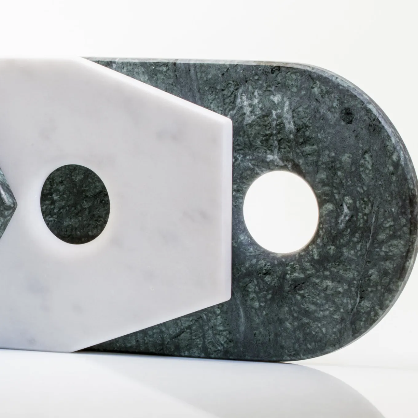 Convivio Mixed Sliced Trived in Green Guatemala Marble