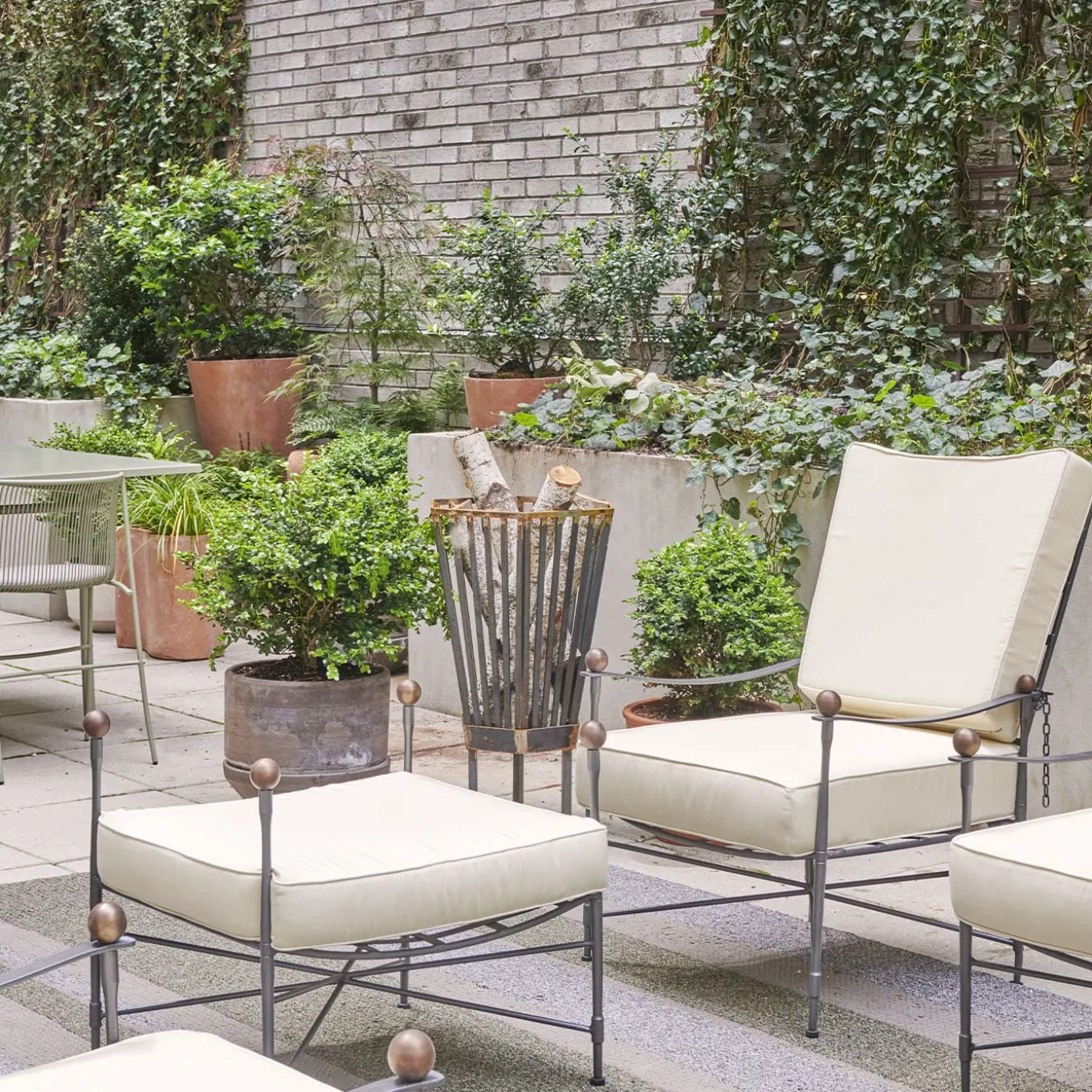 Crossweave Cushioned Reclining Armchair