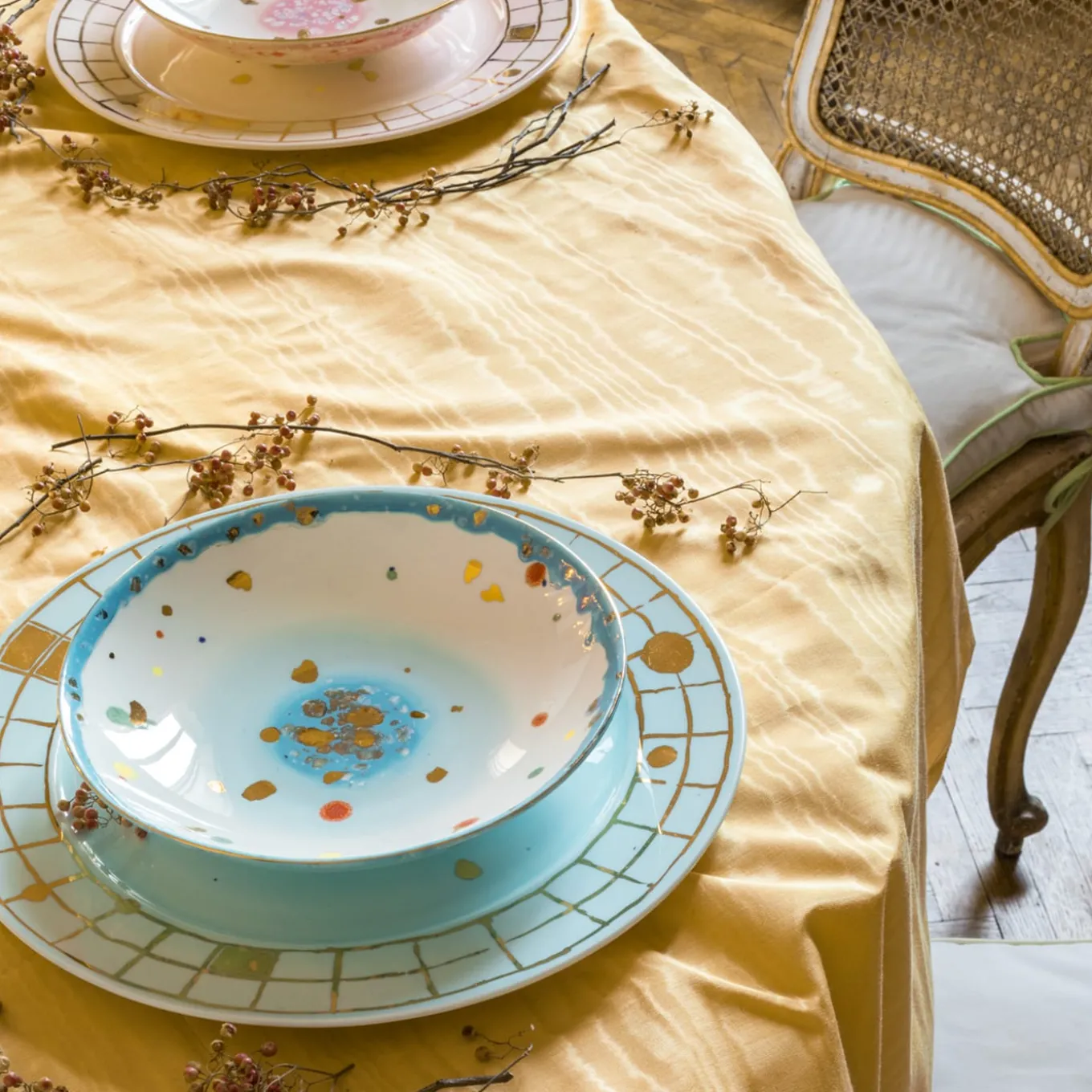 Crystal Rim Charger Plate