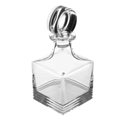 Cubo Ribbed Crystal Whiskey Bottle