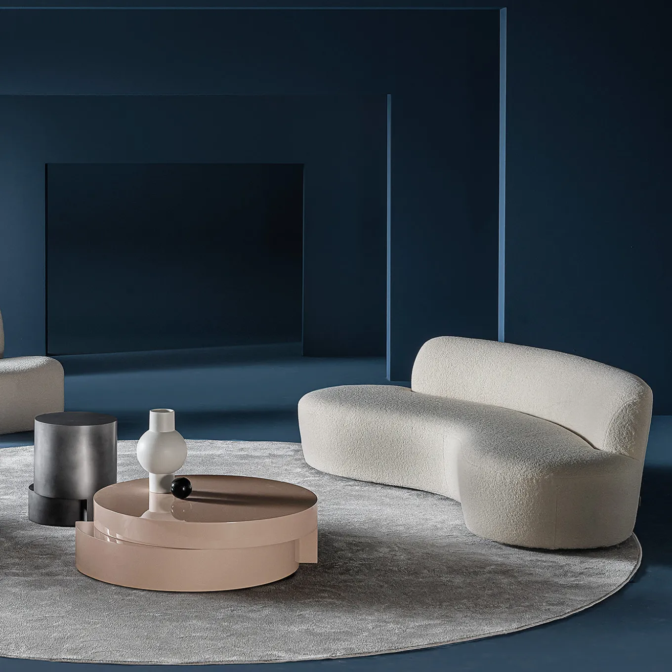 Curvy Mono White Fabric Sofa by Paola Navone