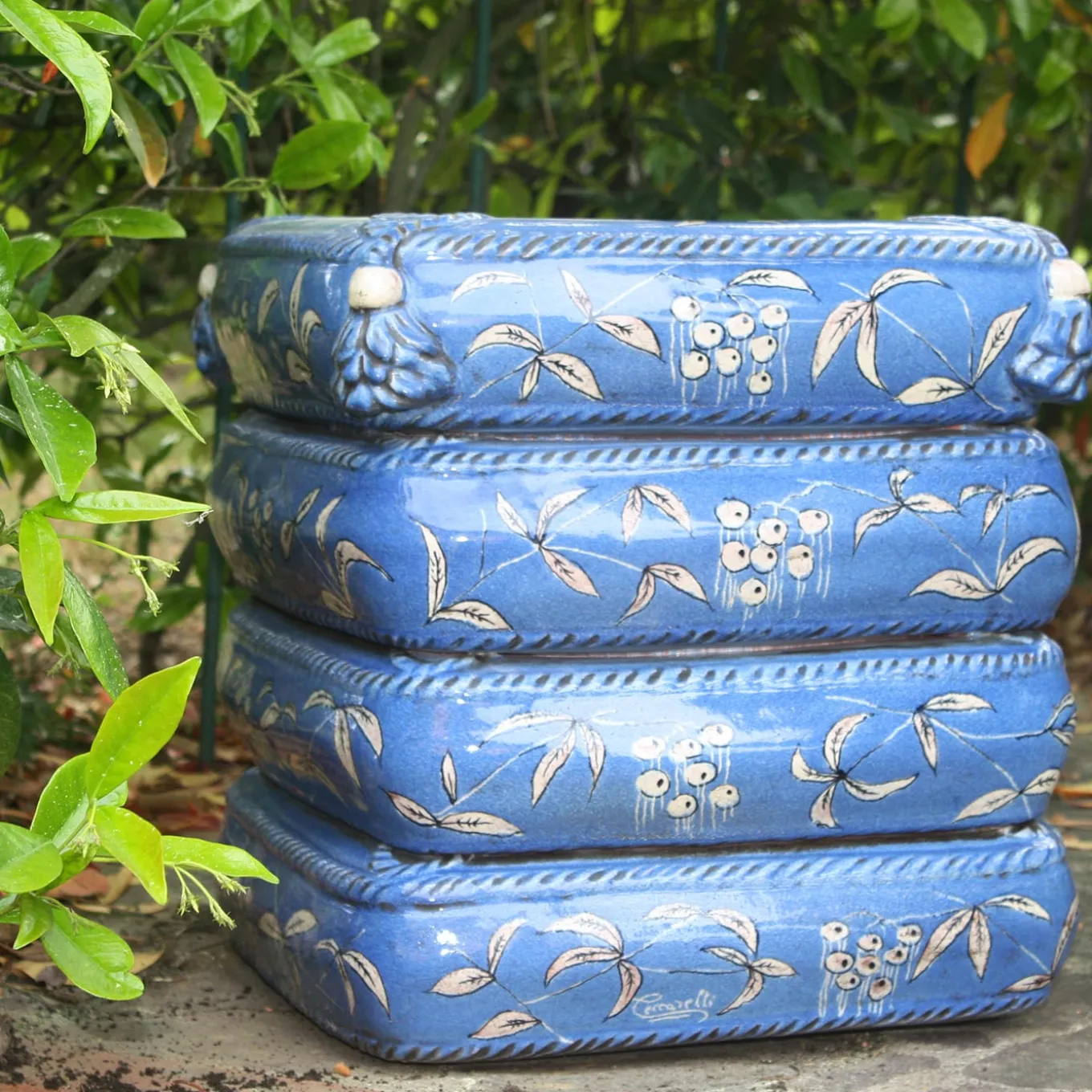 4-Cushions Blue Ceramic Pouf